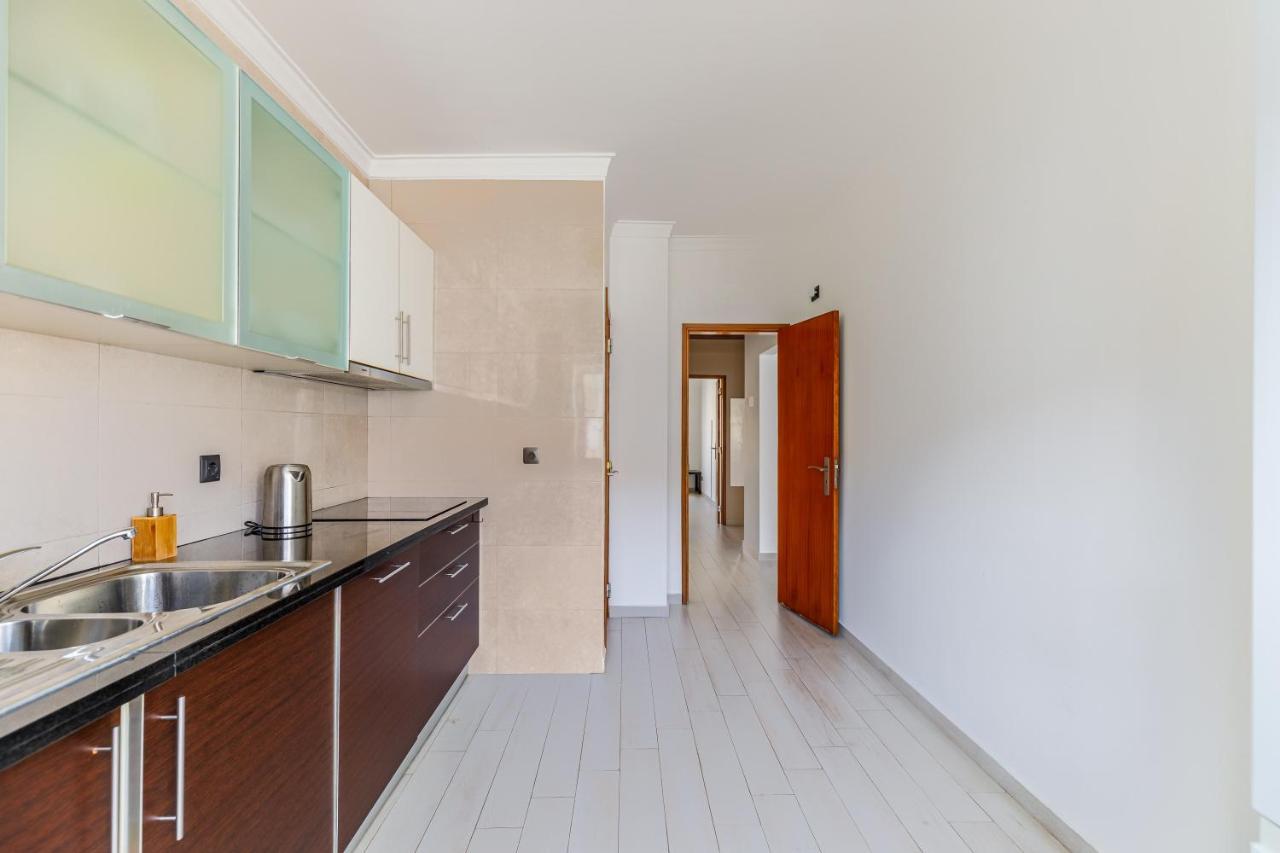 Sleeptubal Moderne Accommodatie Alhos Vedros Exterior foto